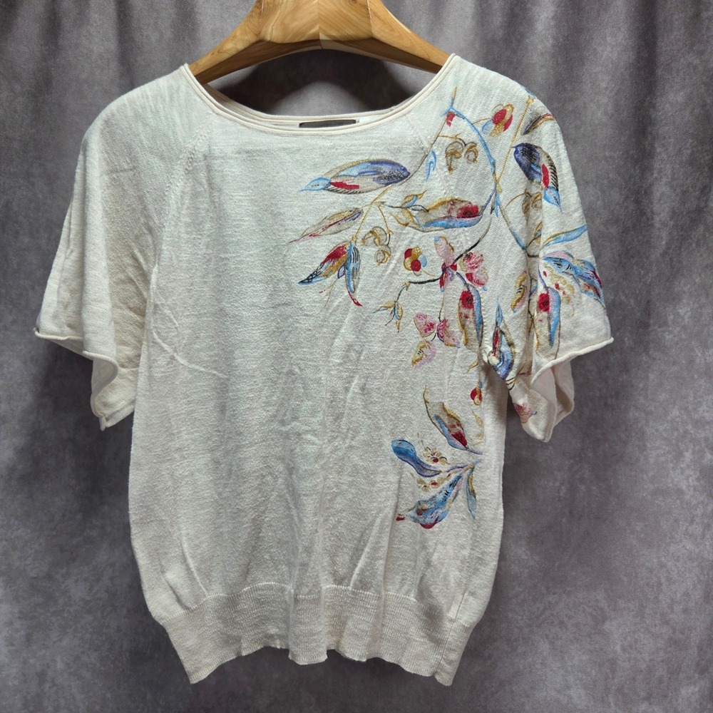 Guinevere Anthropologie Cream Cotton Floral Knit Top Gold Accents size Small